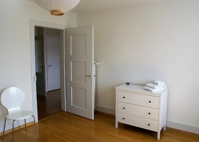 Apartamento Amazing View With Balcony And Free Parking Oberhofen